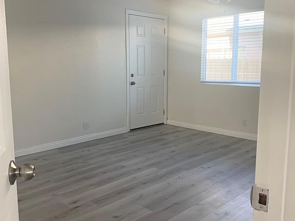 2nd image of 2124 Garnet Ave #1