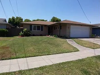 2048 Trafalgar Ave photo 1