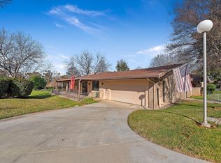 6231 Tecate Dr, Riverside, CA 92506