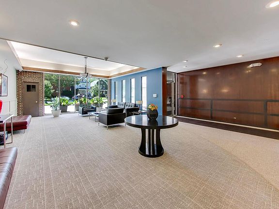5th image of 2025 Sherman Ave APT 302