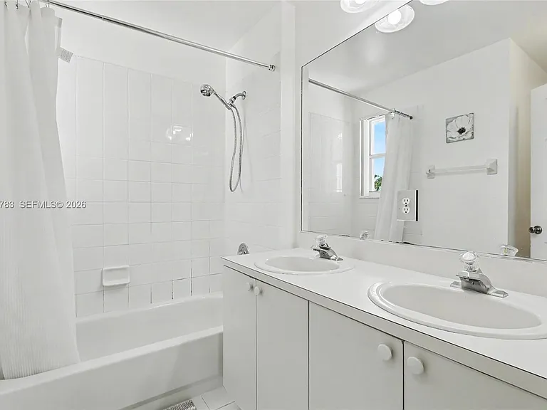 17367 SW 20th Ct — Photo 24