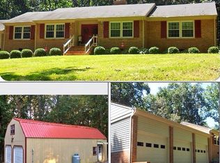 9860 Knobs Hill Ln, Amelia Court House, VA 23002
