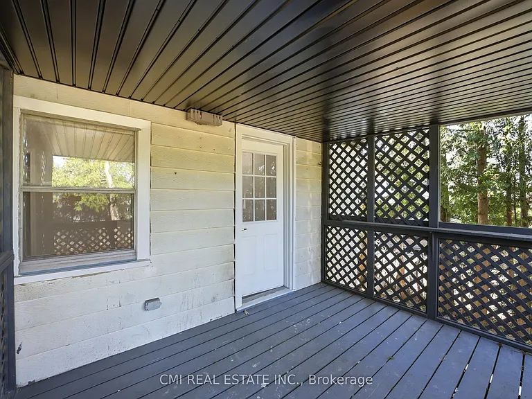 86 Adair Ave S — Photo 23