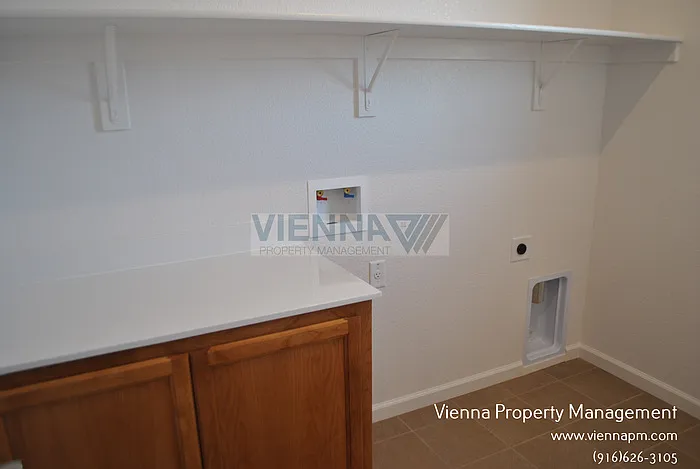 101 Chesapeake Ct — Photo 22