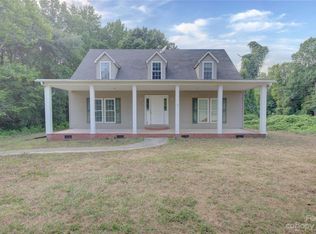 123 Harmony Trl, Gastonia, NC 28056