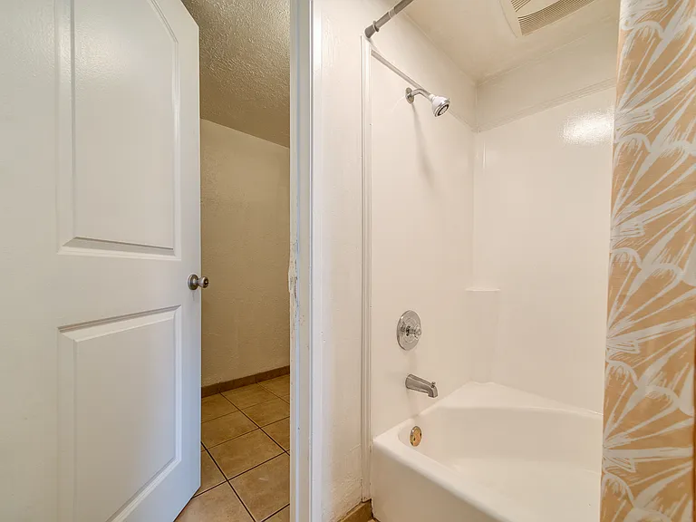 111 Kahului Beach Rd #D413 — Photo 14