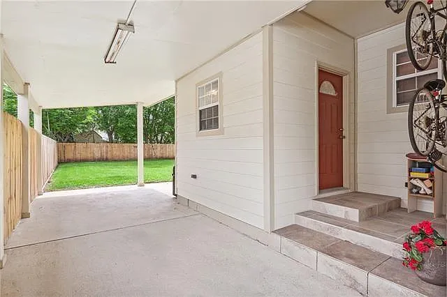 1664 Saint Denis St — Photo 11
