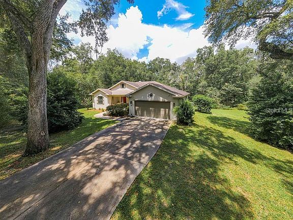 2nd image of 25 Hill Prince Dr