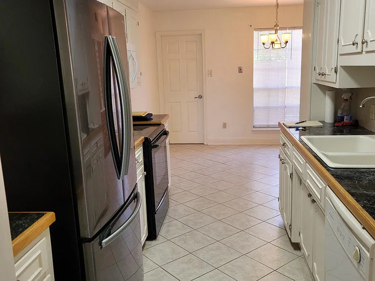 212 Deville Pl — Photo 6