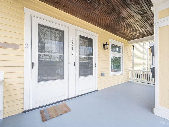 2nd image of 2849 Minto Ave