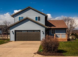319 Kenneda St, Holmen, WI 54636