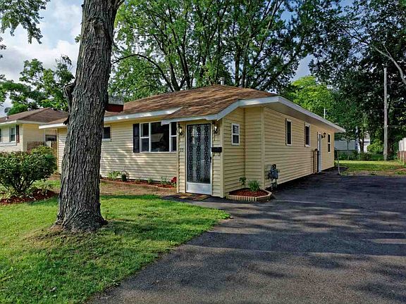 3rd image of 35 Loralee Dr