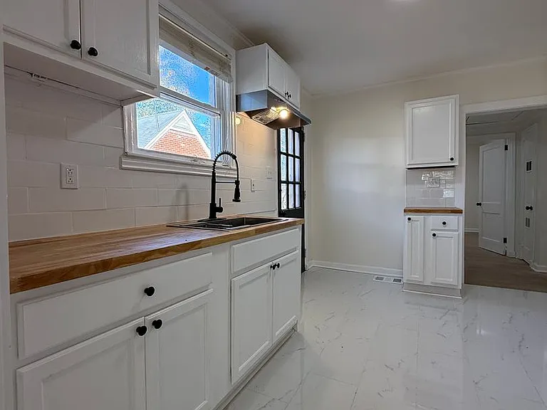 15 Bradley Dr — Photo 13