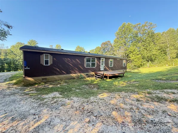 1270 Price Hollow Pl, Lenoir, NC 28645
