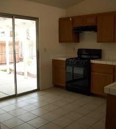 3rd image of 3409 W Red Coach Ave