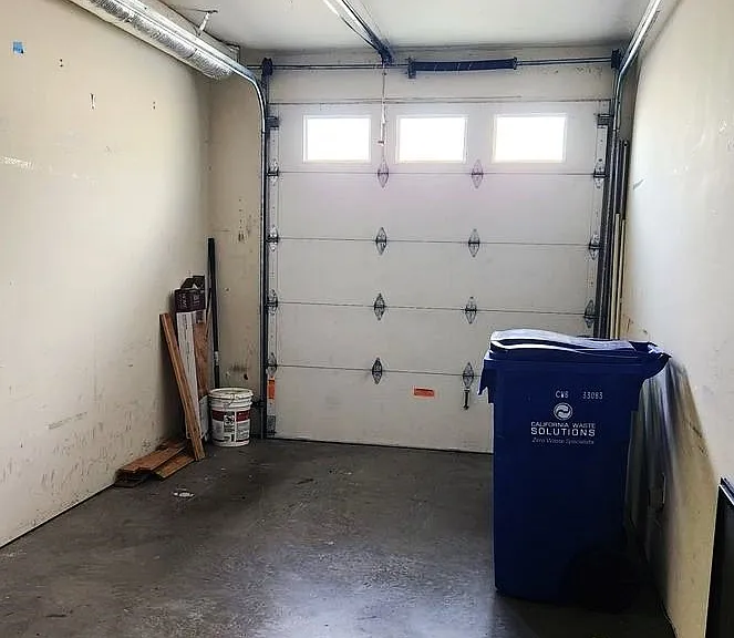 3415 Haven St — Photo 26