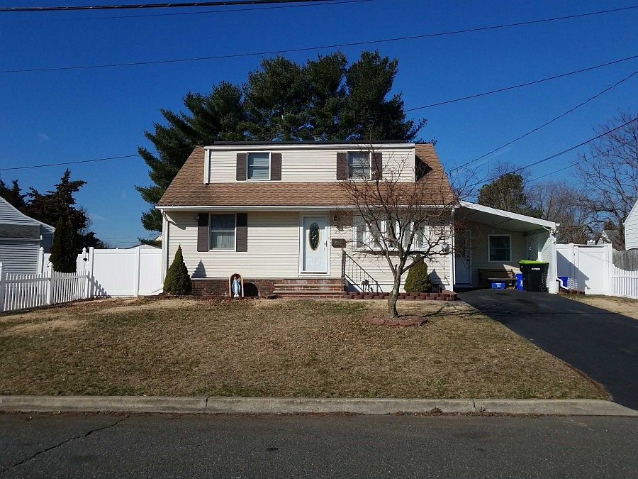 1st image of 23 Mimi Rd