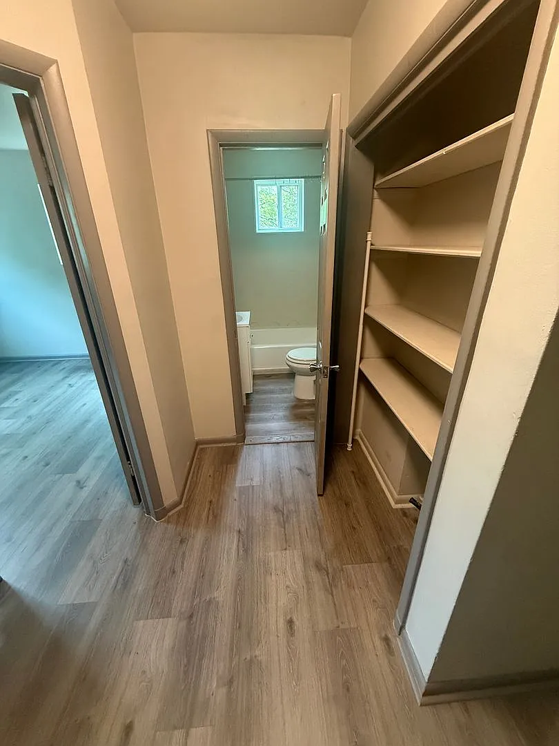 3405 Frankford Ave — Photo 3
