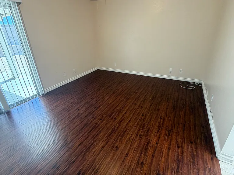 5804 E Avenue R11 — Photo 5