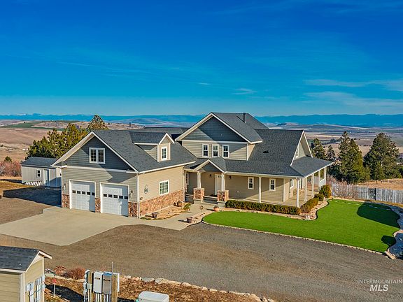 2nd image of 659 Reservation Line Rd