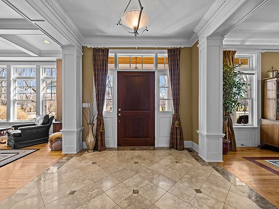 4th image of 780 Prairie Rd