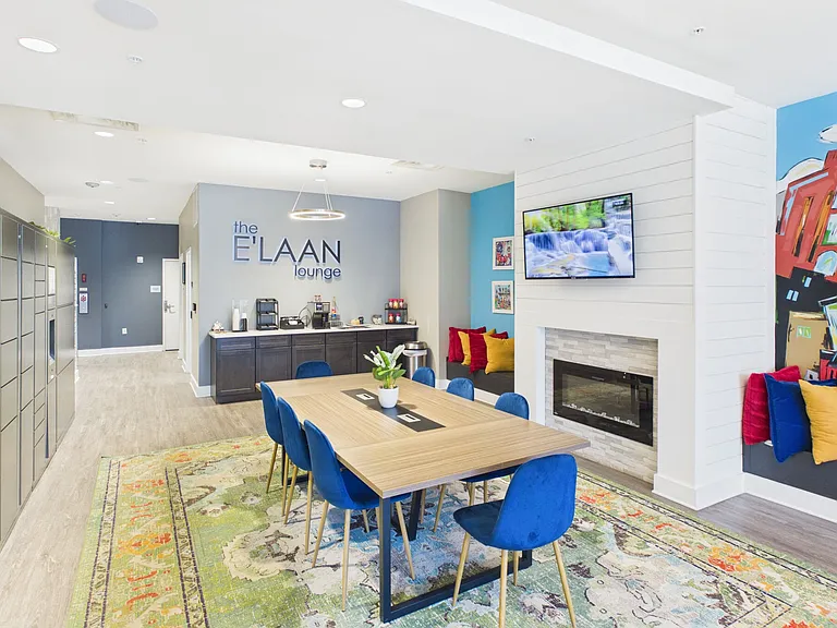 The E'Laan — Photo 14
