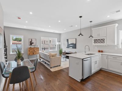 155 Laidlaw Ave #2, Jersey City, NJ, 07306