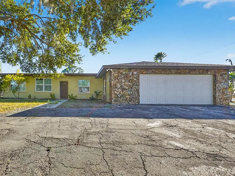8812 Oakwood Dr — Photo 48
