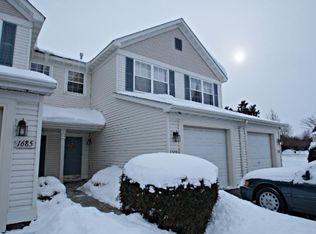 1691 Countryside Dr, Shakopee, MN 55379