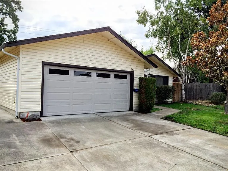 1980 Orinda Cir photo 1