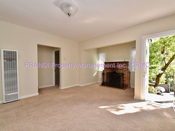 4th image of 111 Chester Ave #B