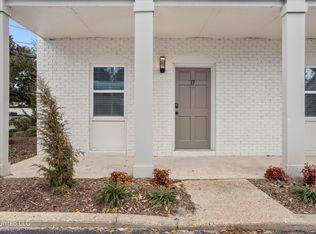 114 Ethel Cir APT 19, Ocean Springs, MS 39564