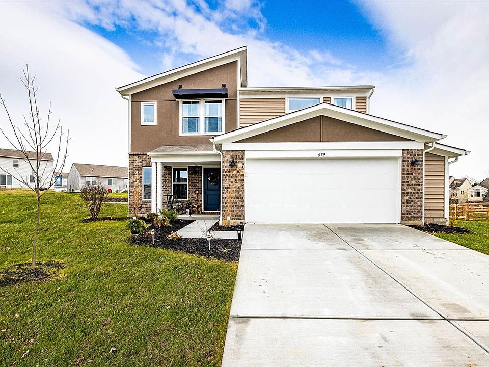 1st image of 679 Berkshire Ln