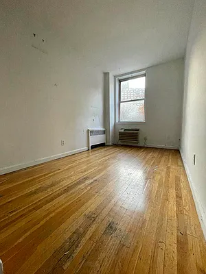 Rented by Compass | media 13