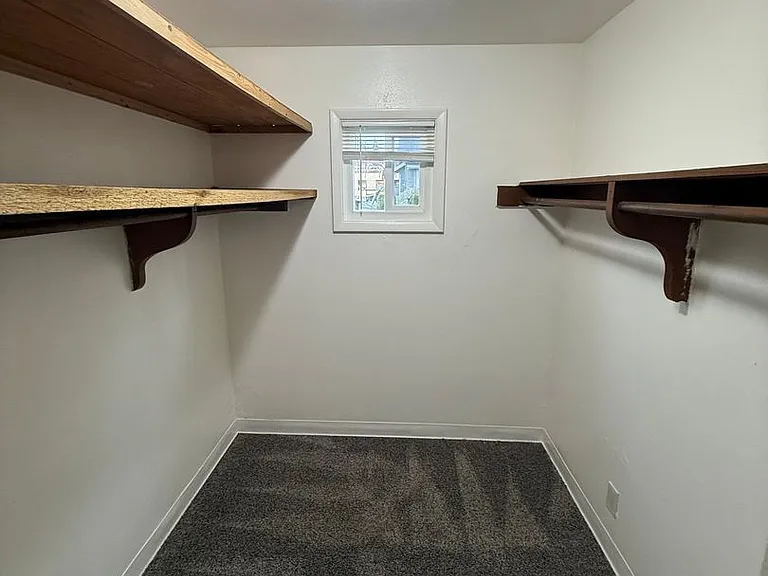 233 Kearney St S — Photo 7