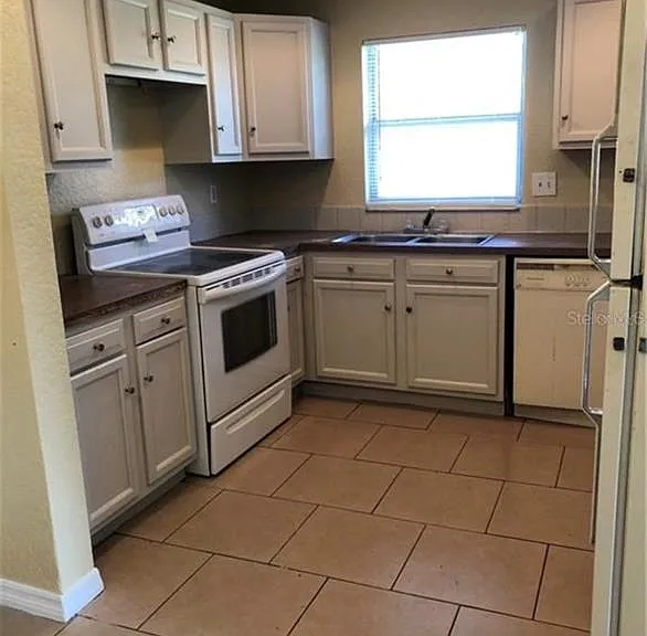 116 Jupiter Cir — Photo 16