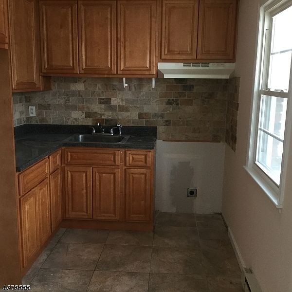 2nd image of 422 Ringwood Ave APT 119