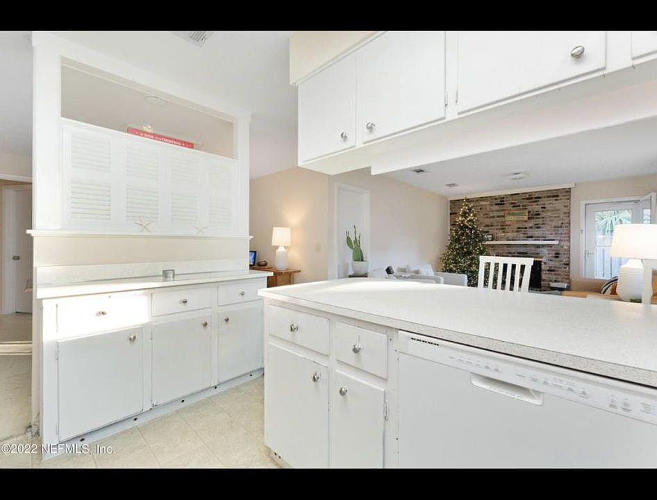 1st image of 1025 E Coast Dr