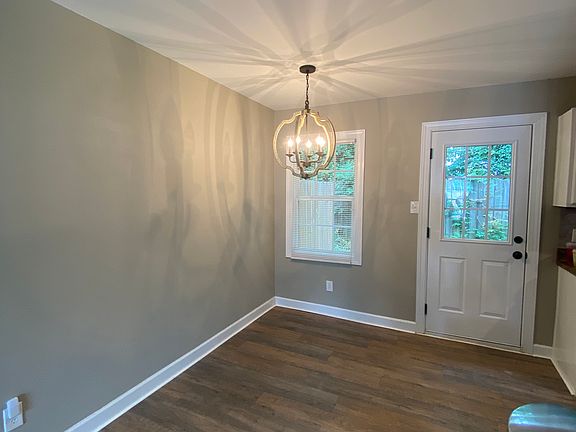 3rd image of 224 Emerald Park Ct