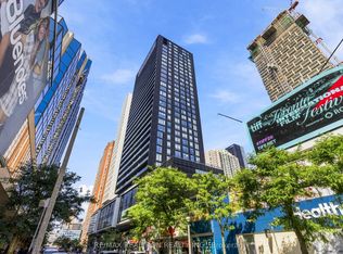 20 Edward St #813, Toronto, ON M5G 0C5
