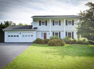 3824 Knightsbridge Rd, Skaneateles, NY 13152