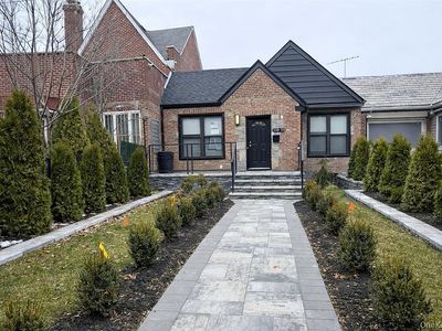 108-39 Union Tpke, Flushing, NY, 11375