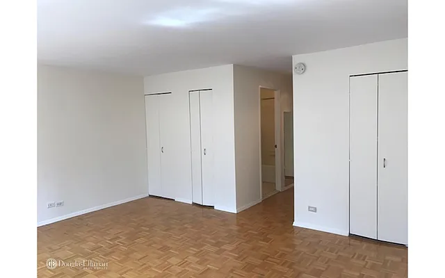Rented by Douglas Elliman | media 20