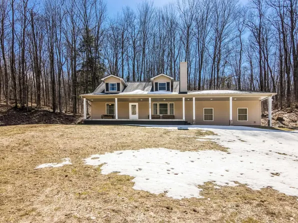 6466 Dundas Rd NW, Rapid City, MI 49676