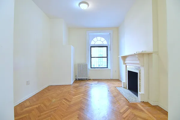 Rented by Manhattan Spaces | media 12