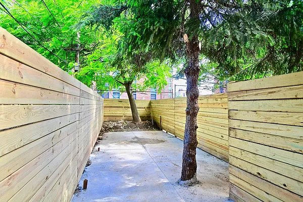 Rented by Brick&Mortar | media 19