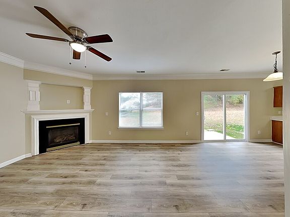 2nd image of 3849 Wingdale Ct