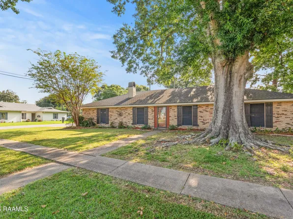 124 Beta Dr, Lafayette, LA 70506