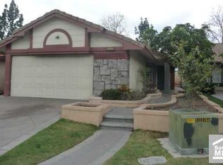 14554 Hillcrest Dr, Fontana, CA 92337