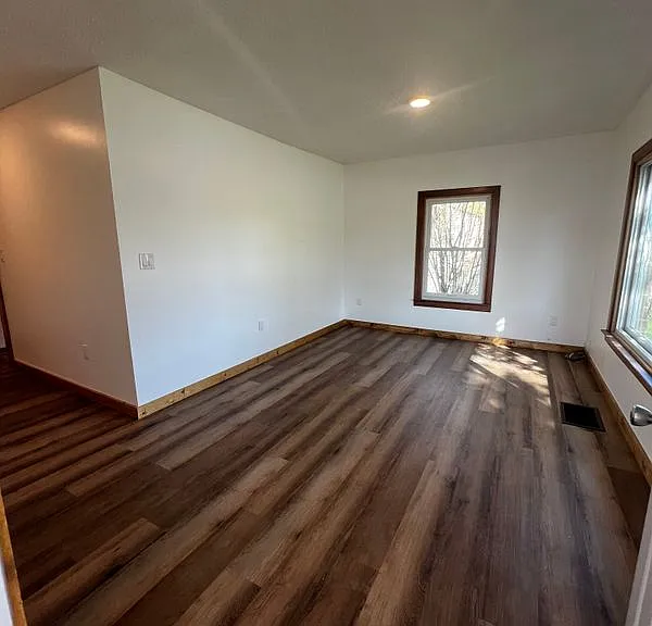 1801 Woodson Dr — Photo 11